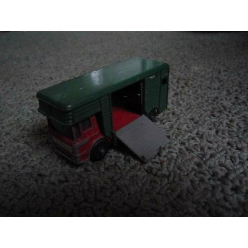 Matchbox Horsebox