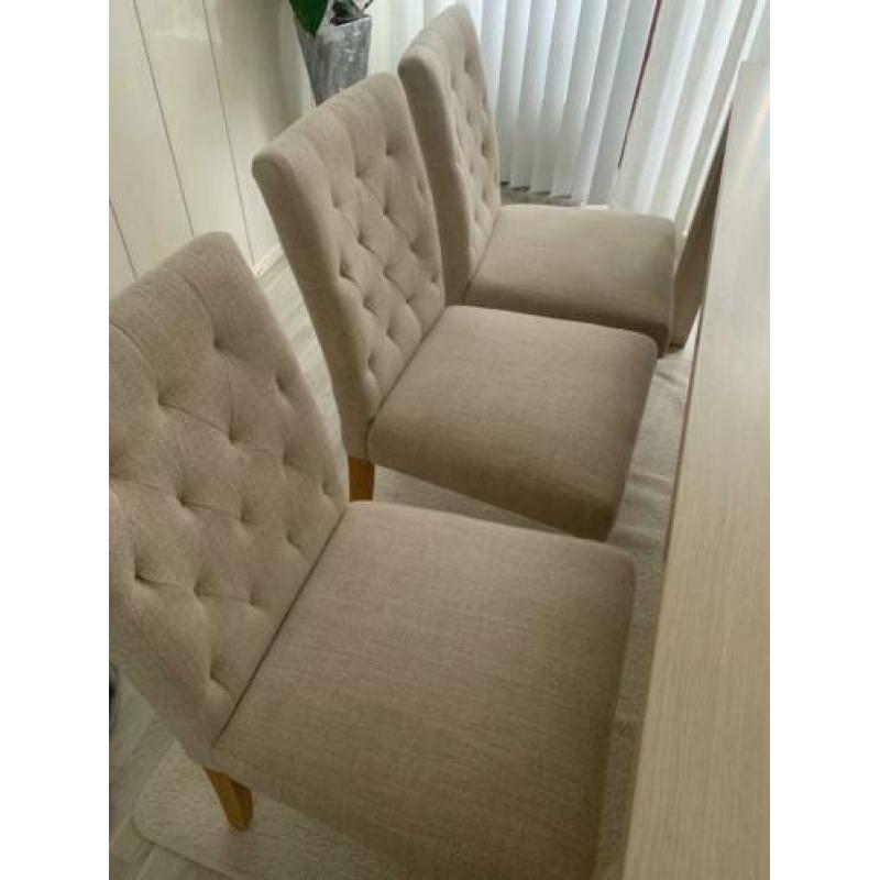 Eettafel met 6stoelen en salontafel zgan