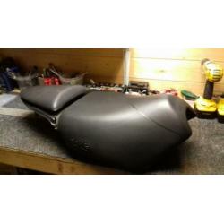 aprilia sr 50 zadel