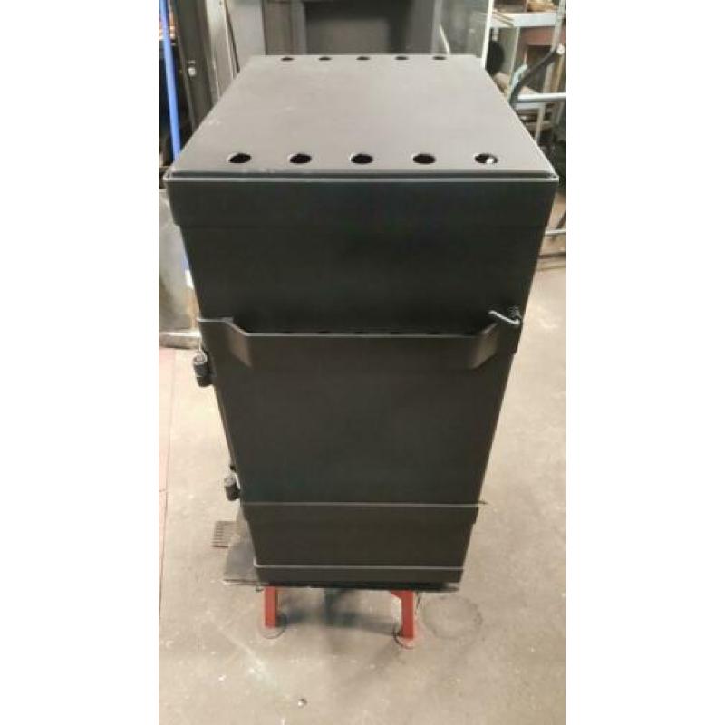 industriële houtkachel 8kw met nieuw glas