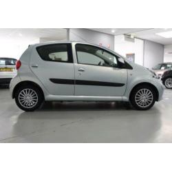 Toyota Aygo 1.0-12V Airco, Stuurbek, 5 Deurs, NW APK!