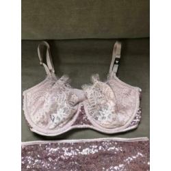 Victoria’s secret kanten bh 75DD en pailetten slip S