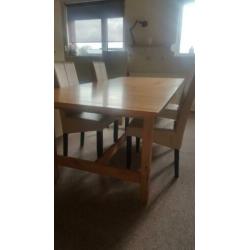 Massief houten eettafel - Uitschuifbaar