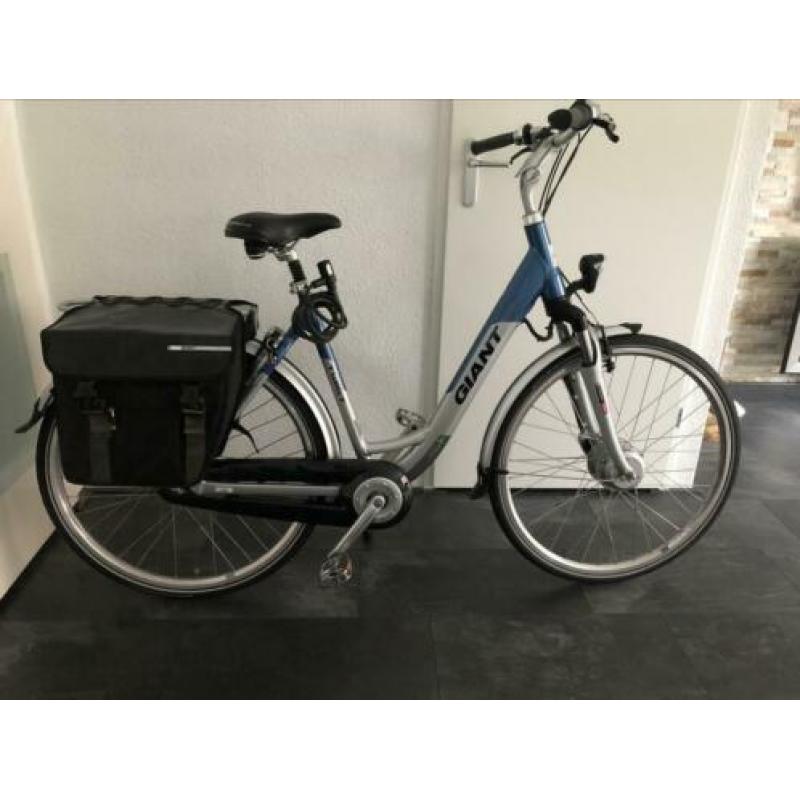 Giant Twist Go Double Elektrische Damesfiets