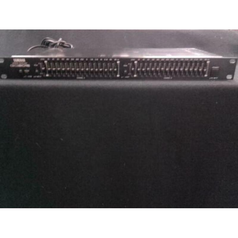 Equalizers Yamaha Behringer AB