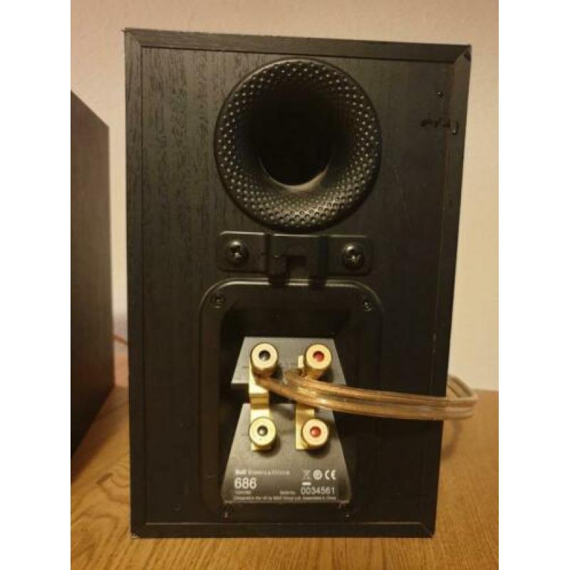 Bowers & Wilkins speaker set
