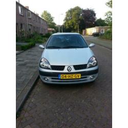Renault Clio 1.4 16V RT PRIVILEGE 5DR 2005 2002 Grijs