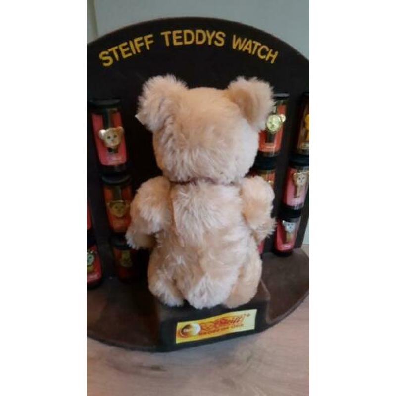 Steiff winkel display Beren Horloges Knopf im Ohr jaren 90