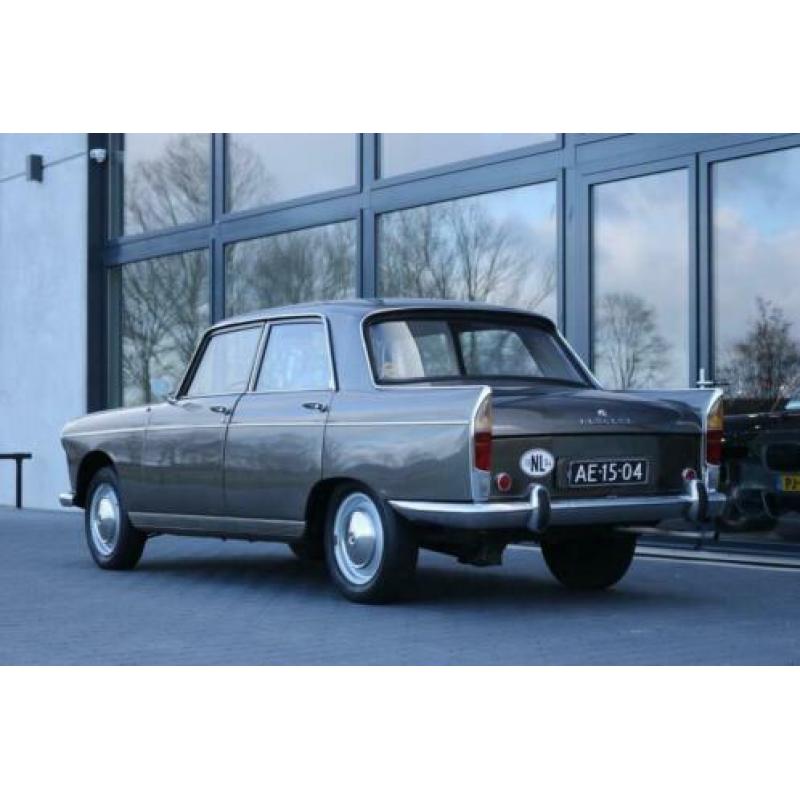 Peugeot 404 1.6 Berline Grand Turisme - 1964 - Gris Graphite