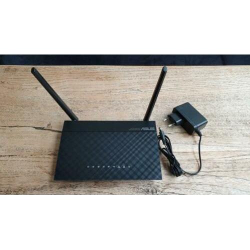 WiFi router Asus RT-AC51U AC750 5 GHz, 2.4 GHz 750 Mbit/s