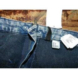 H&M spijkertregging met rits aan de achterzijde, maat 40.