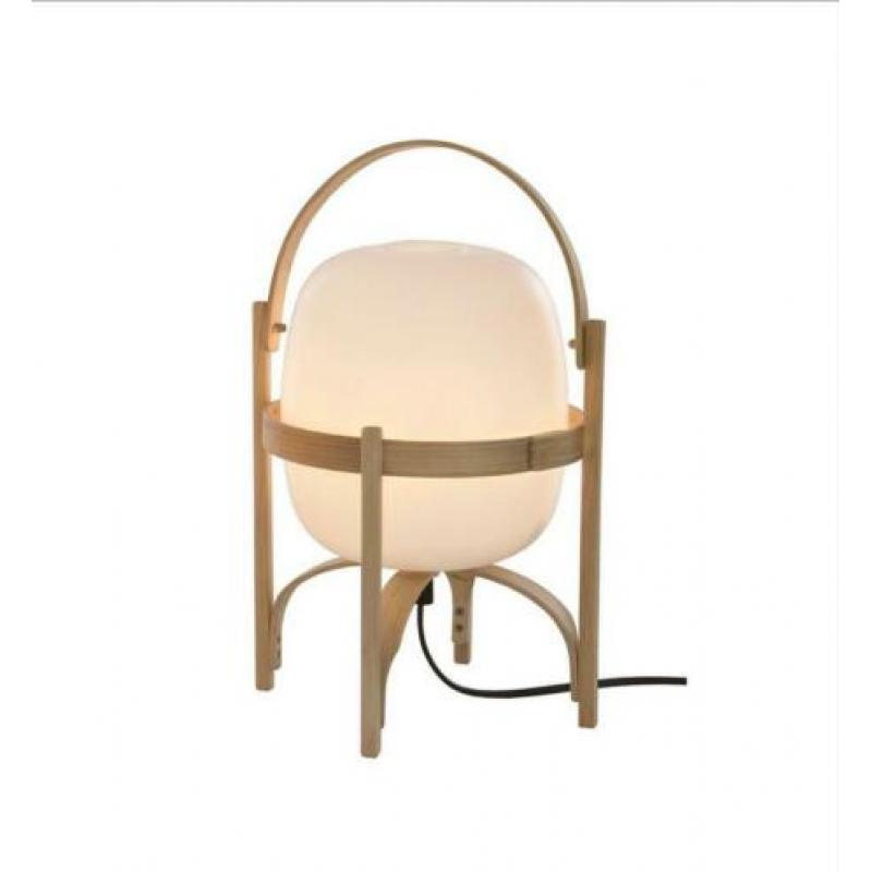 Pas gekocht deze Santa & Cole tafellamp opaal glas hout lamp