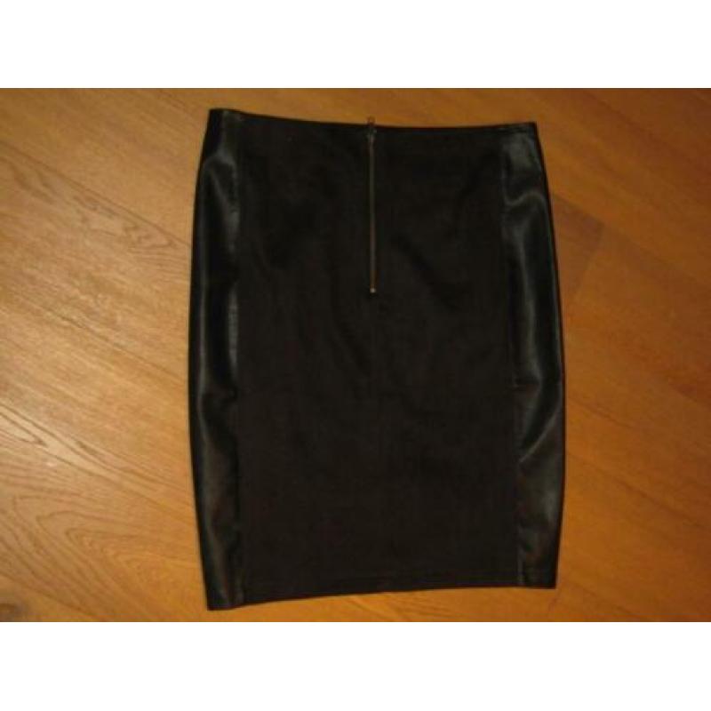 AAIKO ROK MET IMITATIE LEREN DELEN maat XL