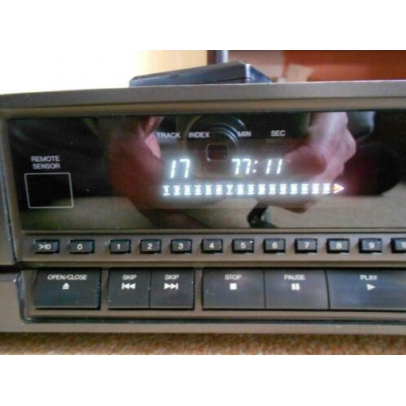 Mooie Technics SL-PG520A vintage cdspeler