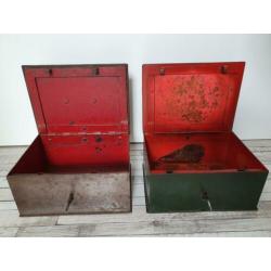 Antieke Beaumont kluisjes met sleutel €25 p/st