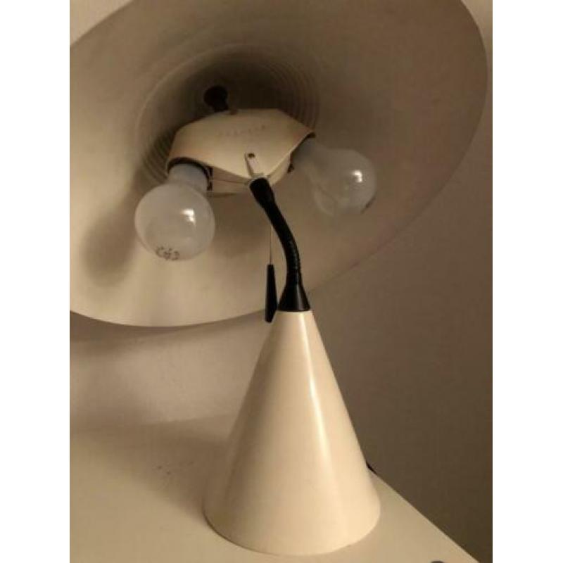 Design retro lamp