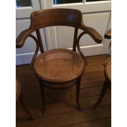 3 mooi geleefde armstoelen Thonet en Mundus