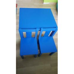 Tafeltje en 2 stoeltjes