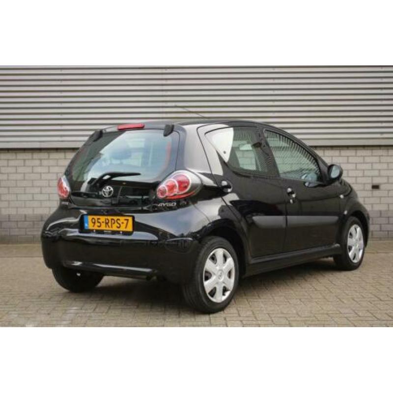 Toyota Aygo 1.0-12V Comfort Navigator | Navigatie | Airco |