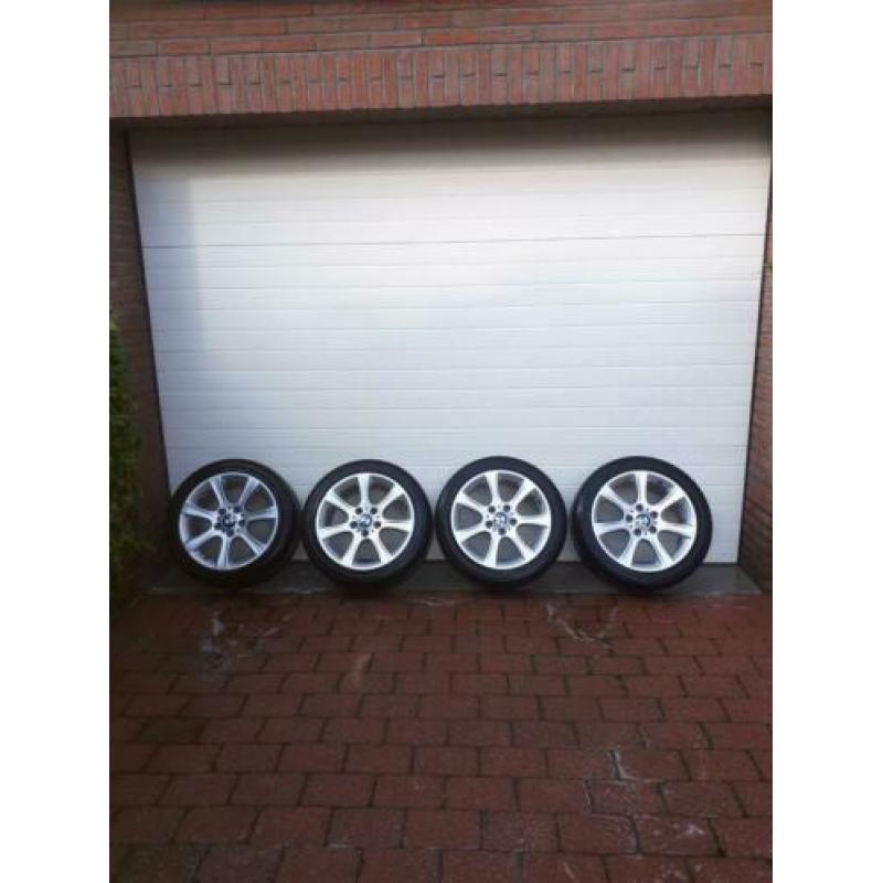 Banden 245-45-17 Bridgestone