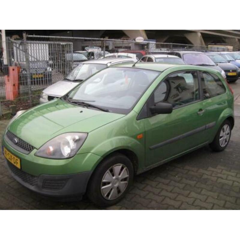 Ford Fiesta 1.3-8V Style st bekr cv airco elek pak nap apk