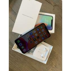 Leuke iphone x 64 gb met doos en toebehoren