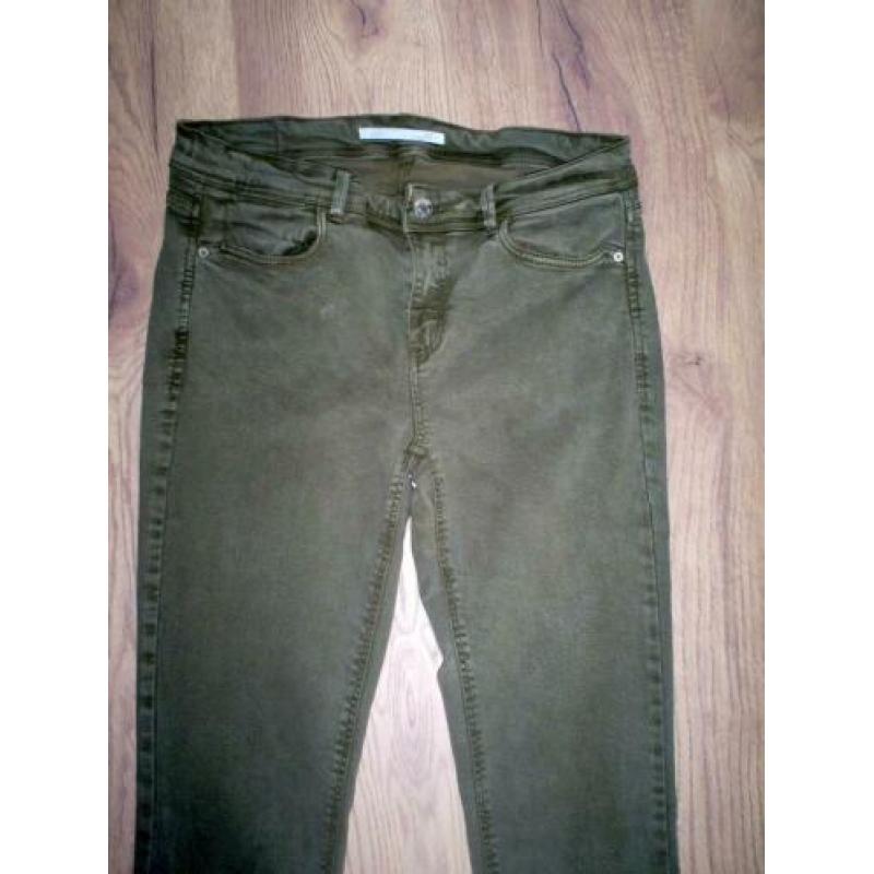 groene ZARA skinny broek mt. 38