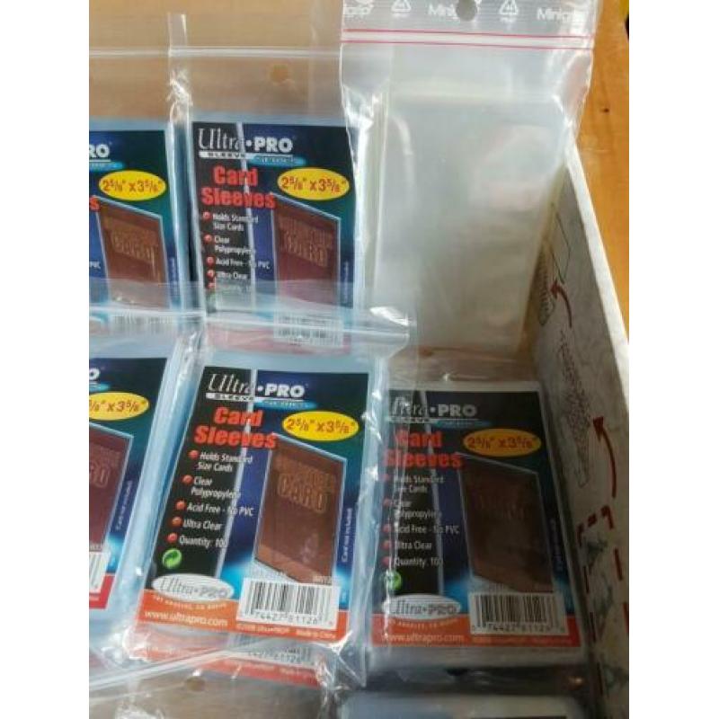 Sleeves mayday games, ultra pro en toploader