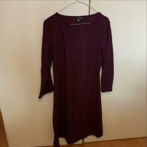 La Dress jurk, model Linda in Maroon