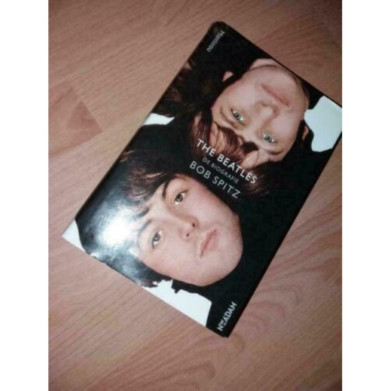 boek BEATLES de biografie