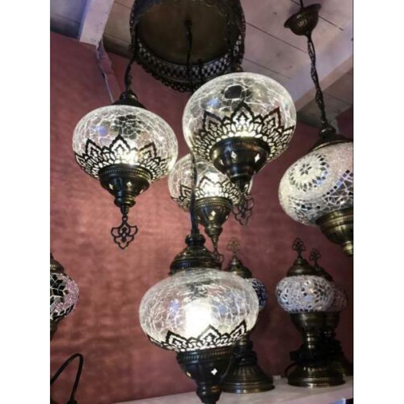 Nieuwe glazen hanglamp