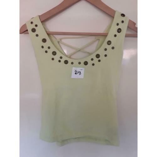 219. Zacht groen topje D PE jeans maat M