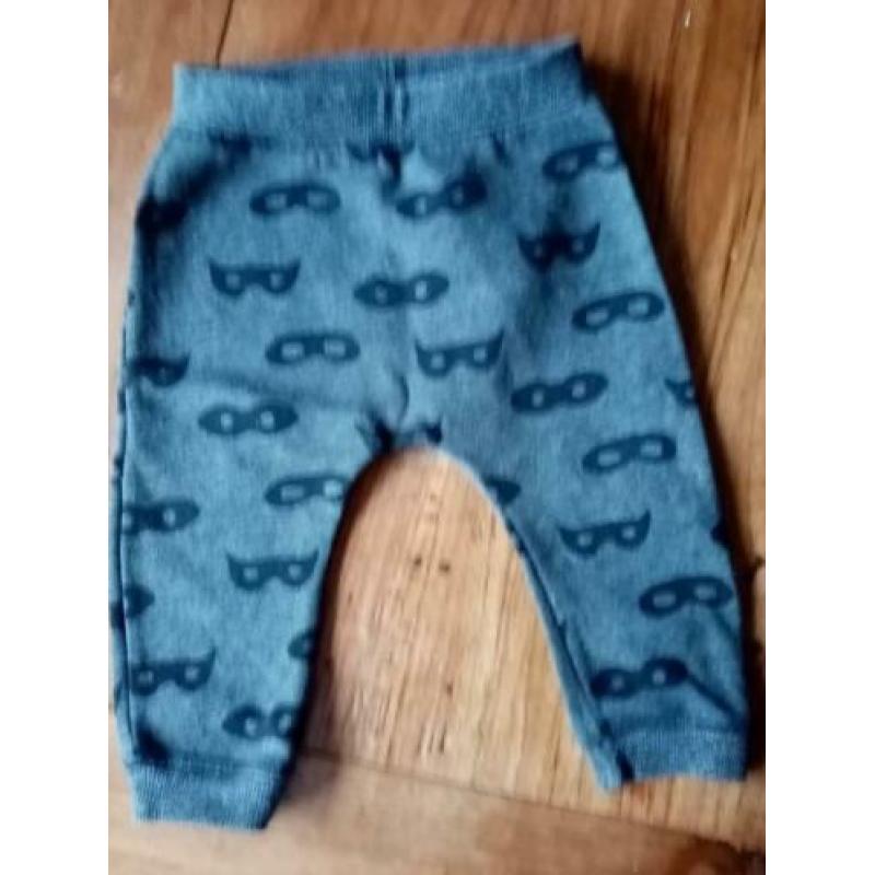 3 broekjes H&M Mt 68