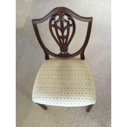 4 hepplewhite eetkamerstoelen