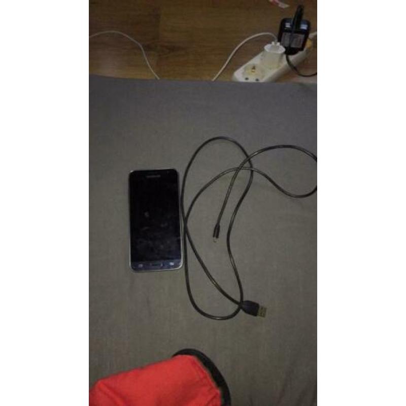 Samsung j3 2016