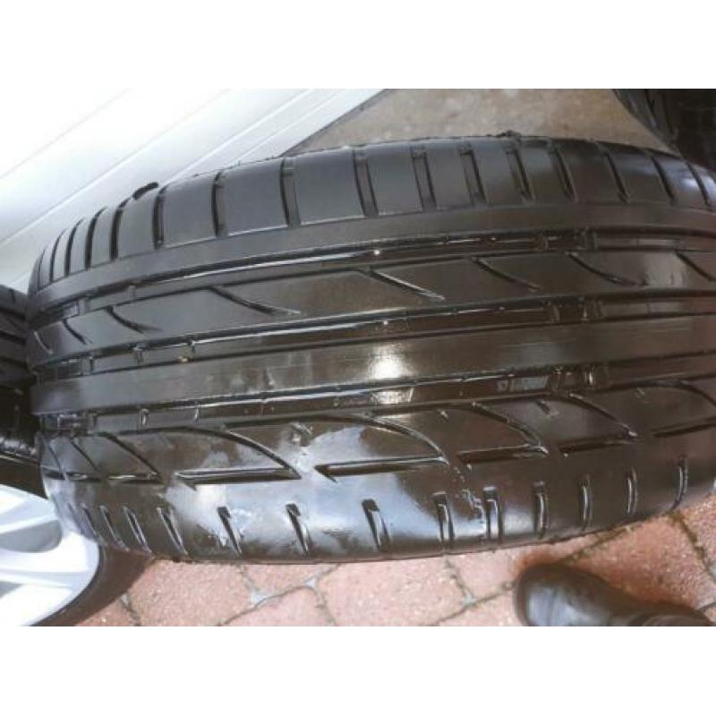 Banden 245-45-17 Bridgestone