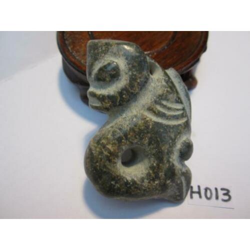 Kleine Jade sculptuur uit de Chinese steentijd HONGSHAN,H013