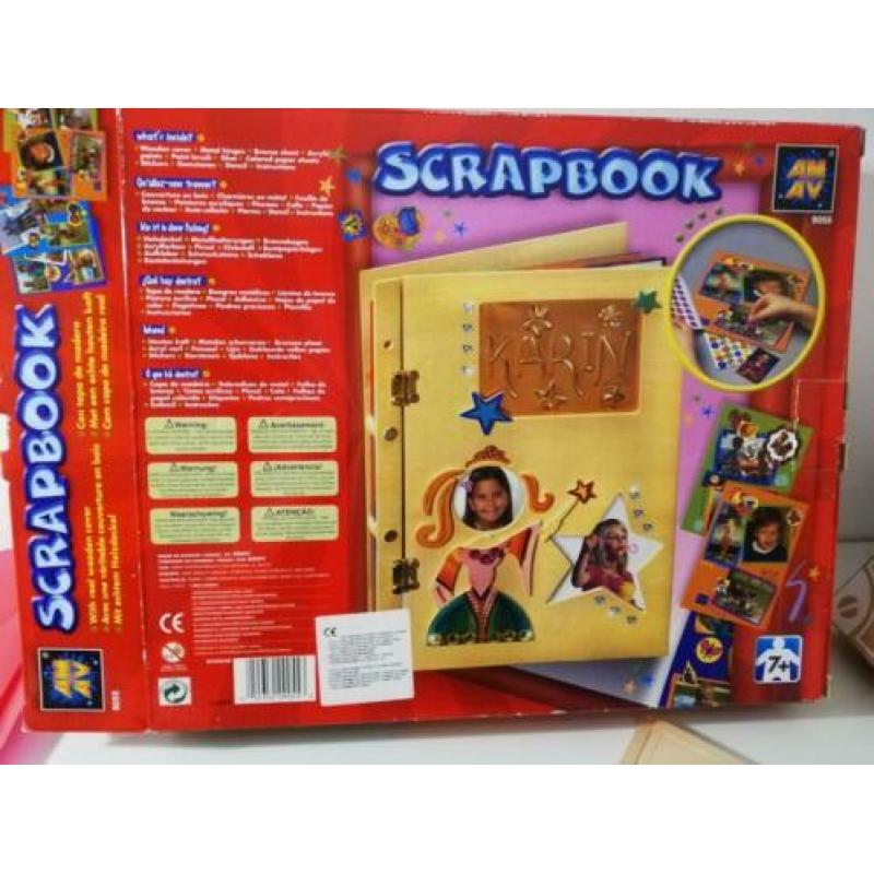 Scrapbook, mooie set, grotendeels dubbel!