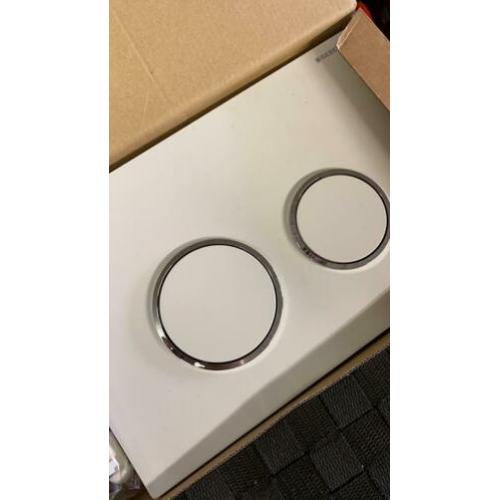 Geberit bedieningspaneel sigma01 up320 wit chrome