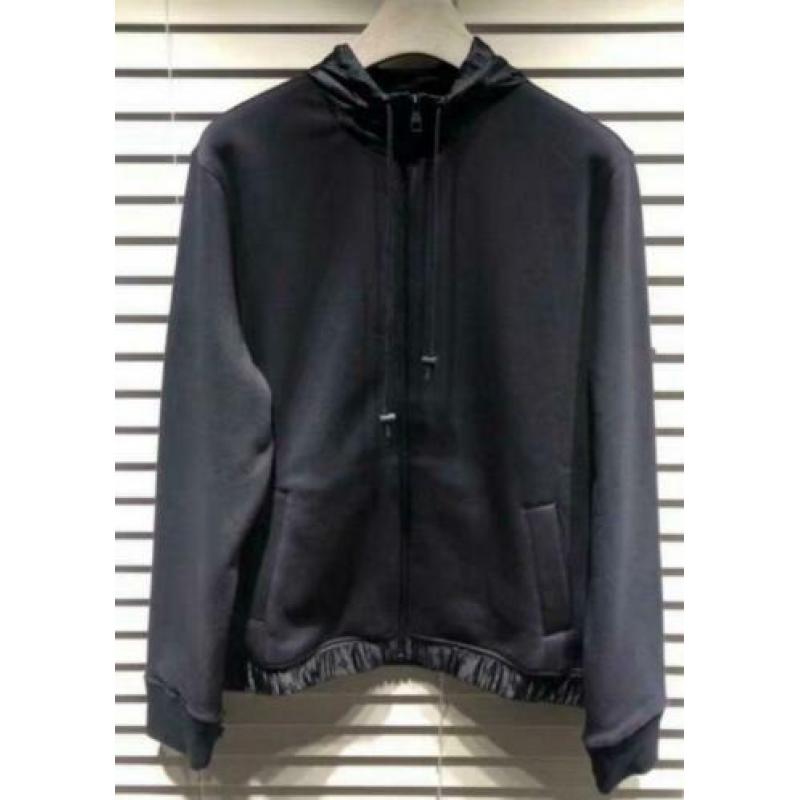 Louis vuitton bl vest monogram capochone mula b