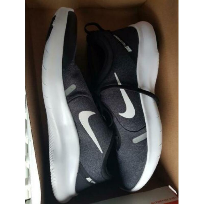 Nike schoenen maat 42