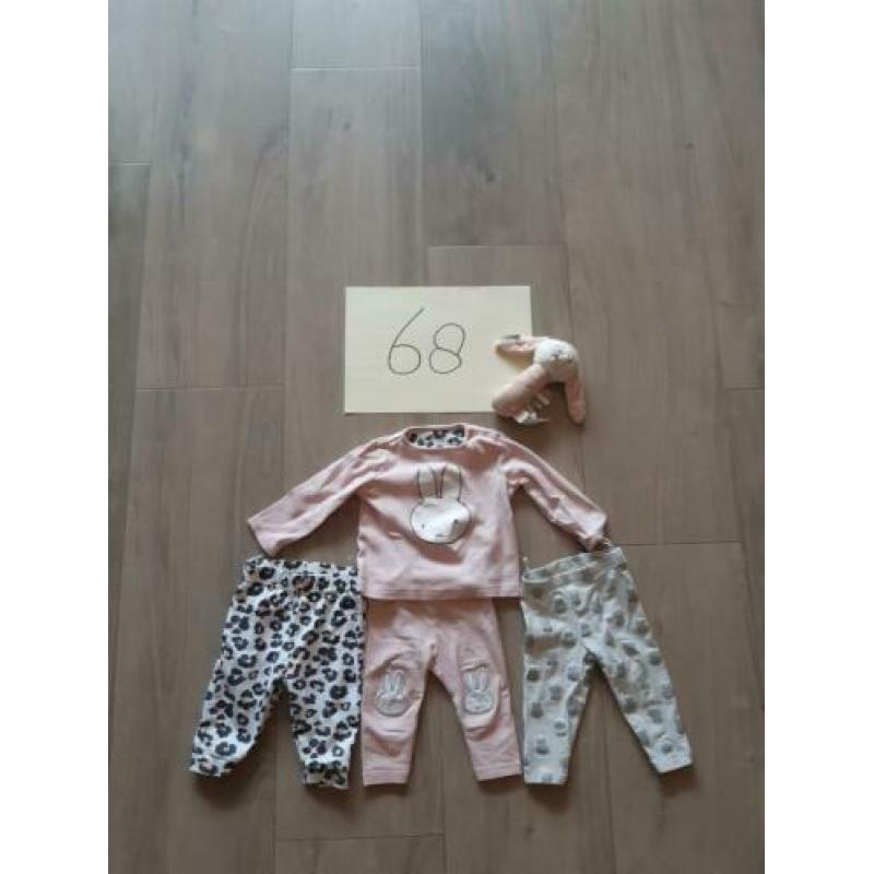 Pyamaatje set maat 68, ook los te koop