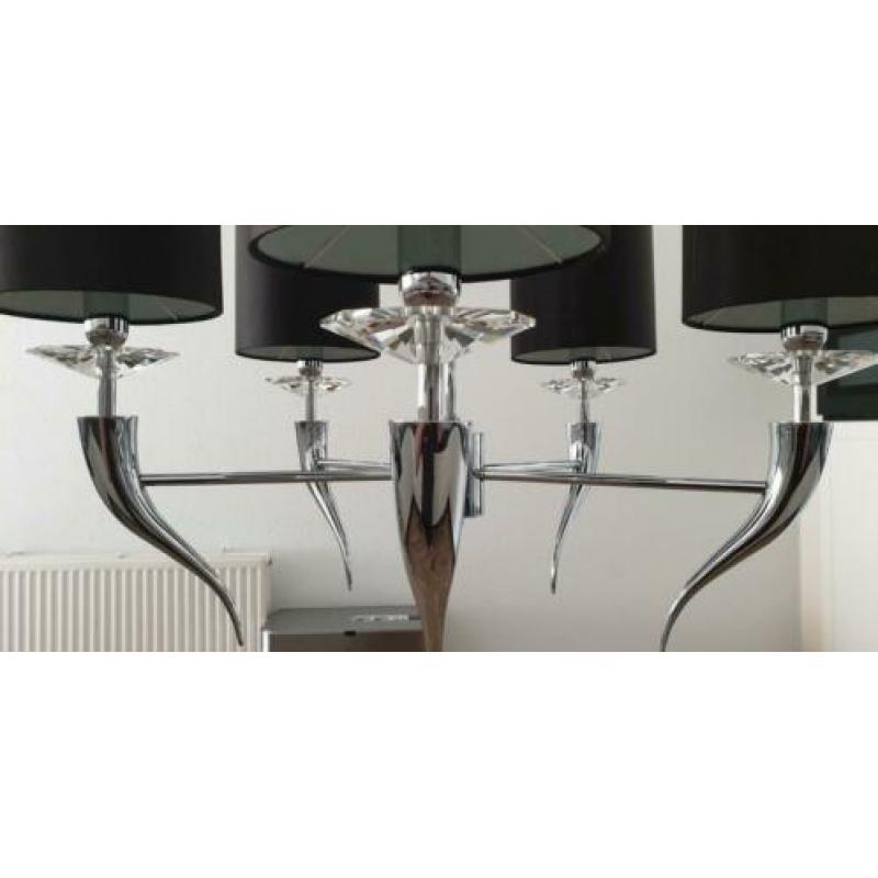 Loving Arms design luchter swarovski kristal / Eric Kusters
