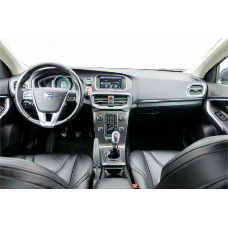 Volvo V40 D2 Summum - Dealer onderhouden (bj 2013)