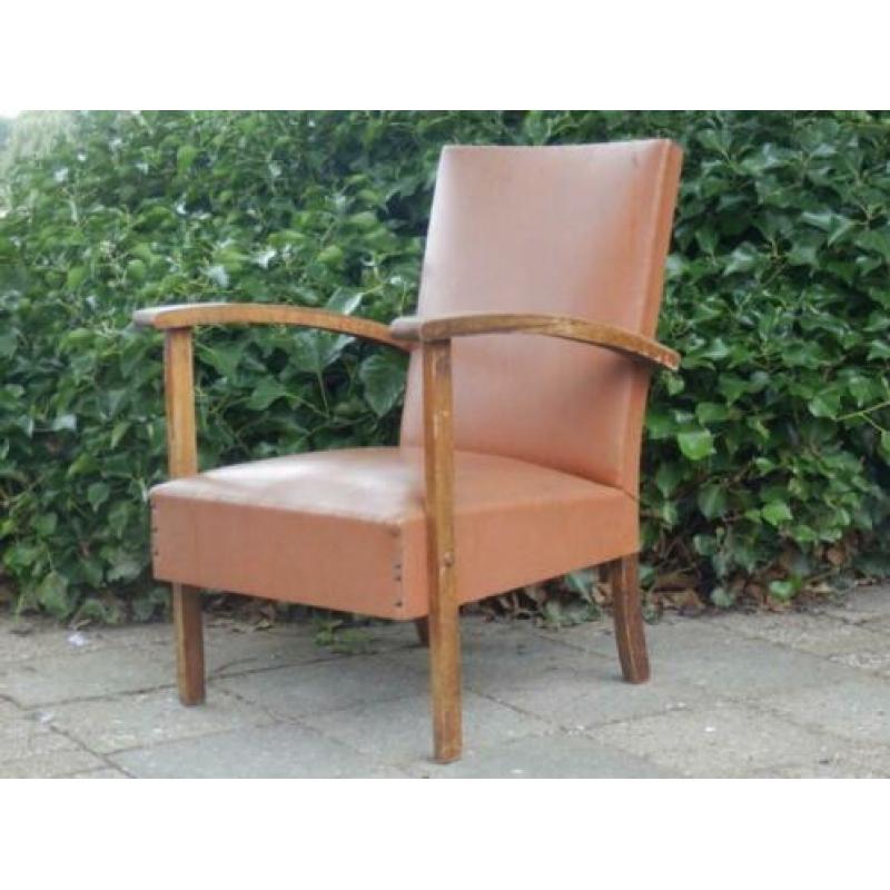 Vintage. Leren stoeltje. Cognackleurig