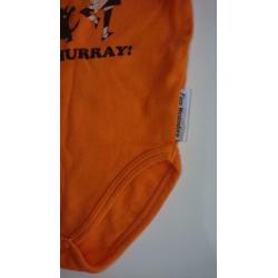 Leuke, oranje romper voor Koningsdag, maat 62-68