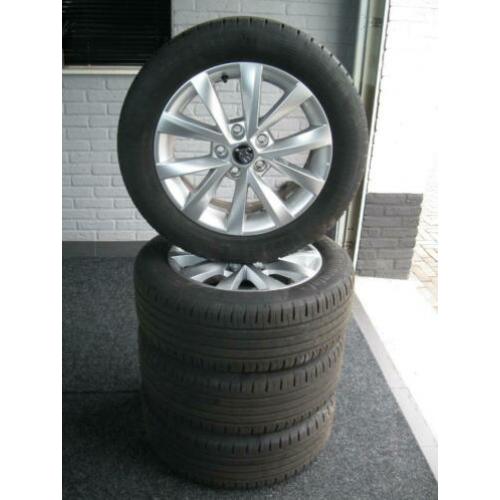 Orig. Skoda Octavia 16 inch velgen zomerbanden NIEUWSTAAT