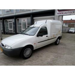 Ford COURIER