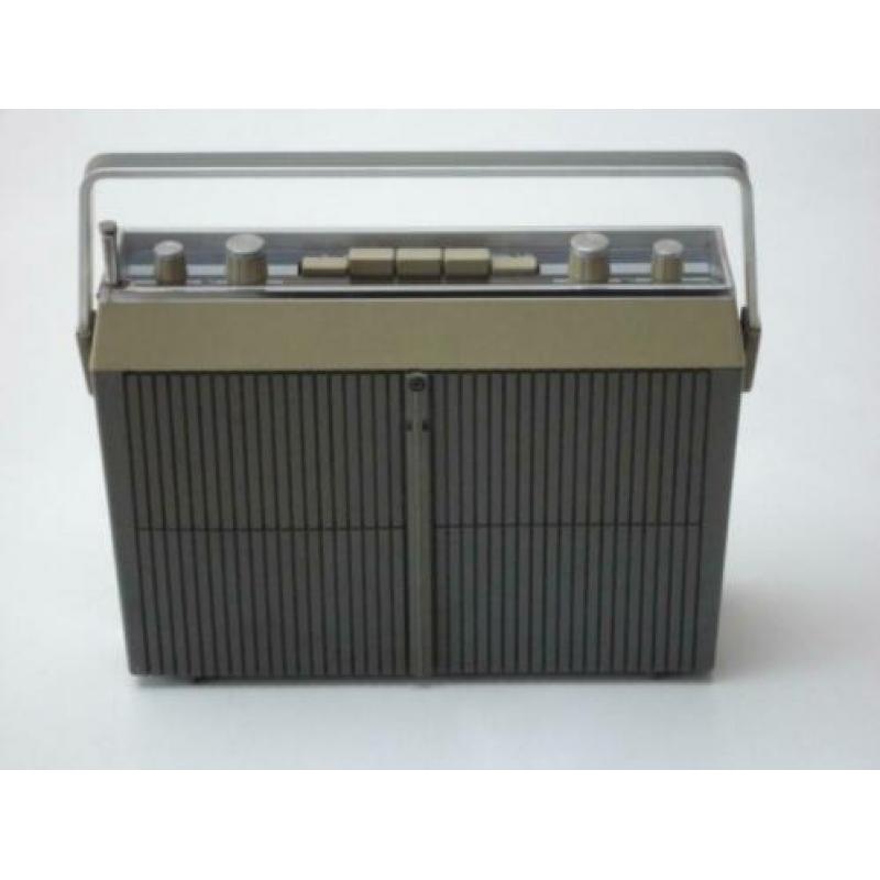 Vintage Radio BLAUPUNKT DERBY 660 uit 1966