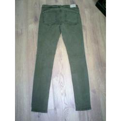 groene ZARA skinny broek mt. 38